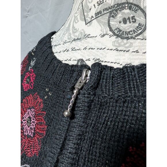 Croft & Barrow Black Embroidered Floral Zip Silk Knit Sweater Women's Plus 1X - Picture 4 of 9